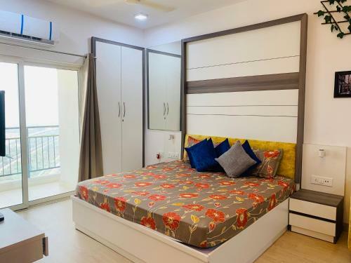 Apartamento The Buddha Square Near India Expo Mart