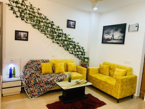 Apartamento The Urban Square Near Indiaexpo Mart