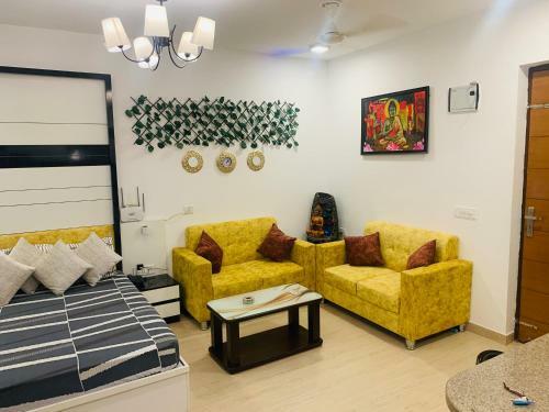 Apartamento The Urban Square Near Indiaexpo Mart