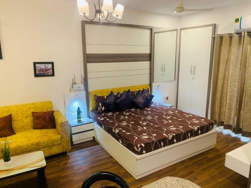 Apartamento The Urban Square Near Indiaexpo Mart
