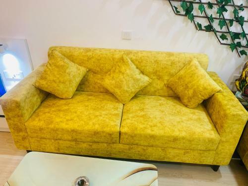 Apartamento The Savage Square Near India Expo Mart