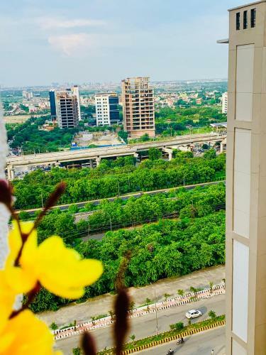 Apartamento The Savage Square Near India Expo Mart