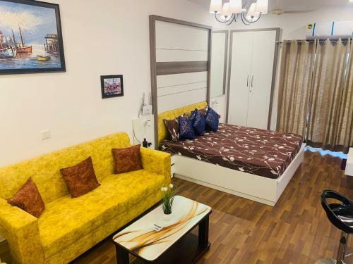 Apartamento The Dunnock Square Near India Expo Mart