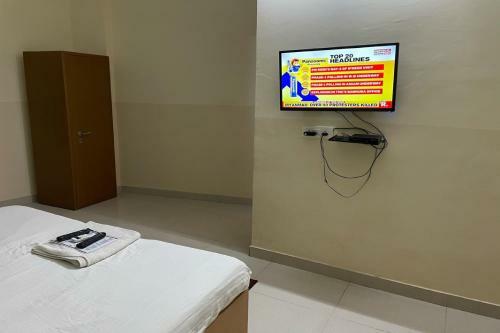 Oyo 79872 Hotel Overstay