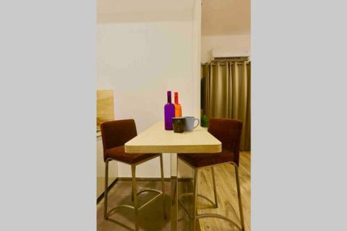 Apartamento The Metro Square Near India Expo Mart