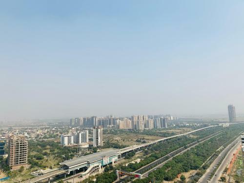 Apartamento The Karma Square Near India Expo Mart