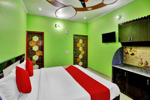 Oyo Flagship 83734 Hotel Jewar International