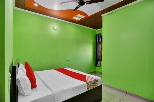 Oyo Flagship 83734 Hotel Jewar International