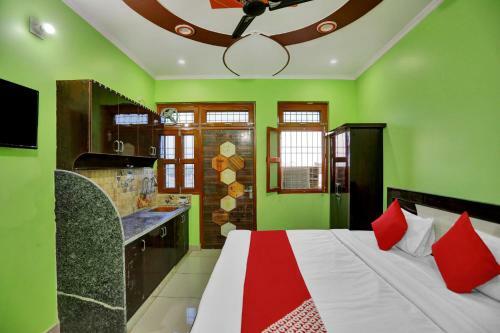 Oyo Flagship 83734 Hotel Jewar International