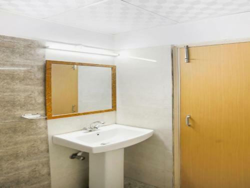 Hotel Oyo 81257 Jaypee Homes