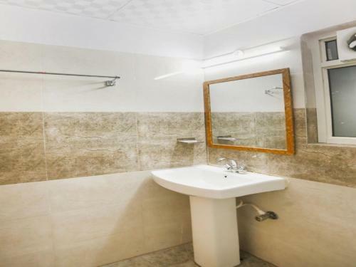 Hotel Oyo 81257 Jaypee Homes