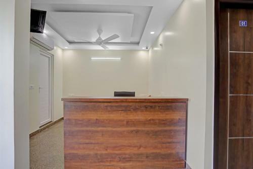 Hotel Collection O 83354 Raksha Inn