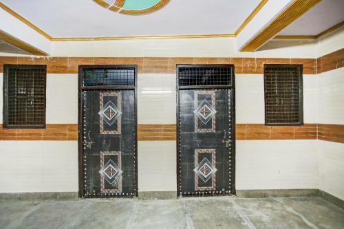 Oyo Flagship 83783 Hotel D S Palace