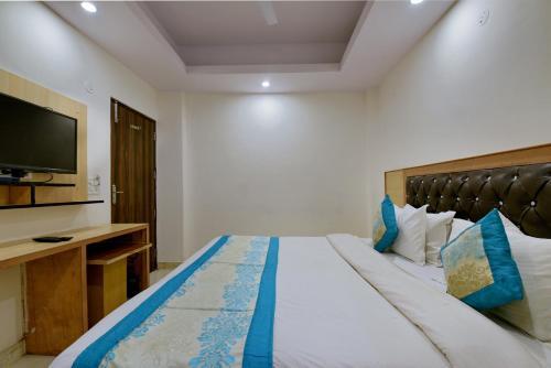 Hotel Hari International - Noida Sector 11