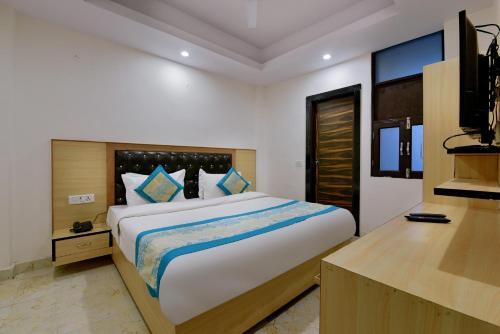 Hotel Hari International - Noida Sector 11