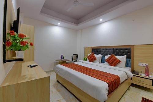 Hotel Hari International - Noida Sector 11
