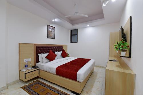 Hotel Hari International - Noida Sector 11