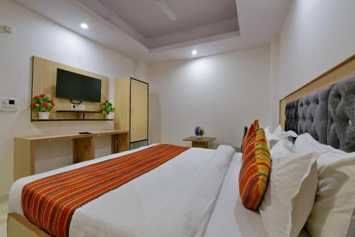 Hotel Hari International - Noida Sector 11