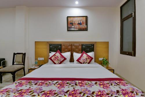 Hotel Hari International - Noida Sector 11