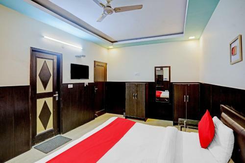 Oyo 81886 Hotel Dreams
