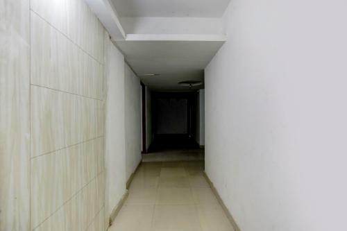Collection O 82470 Hotel Rent Abode Aone Inn