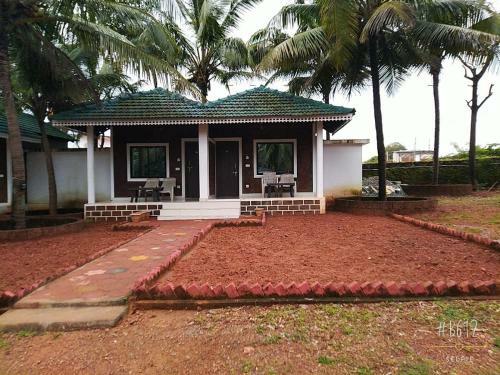 Hotel Coconut Tree Resort Gokarna