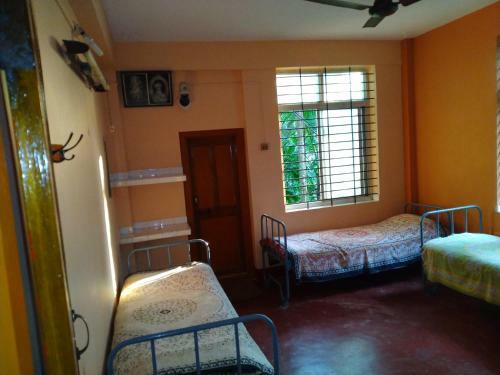 Hostal Shastri Guest House