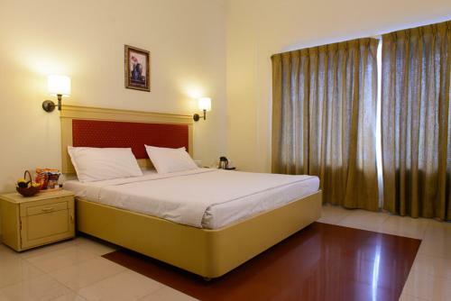 Club7 Hotel