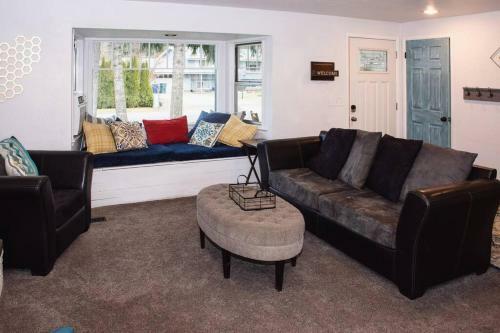 Spacious 6 Bedroom Home