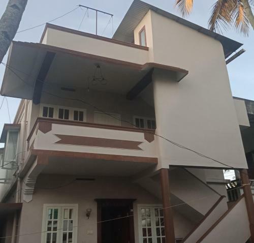 Frangipani Holiday Home