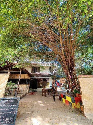 Santa Maria Hostel & Cafe