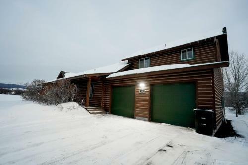 Apartment In Teton Ski Retreat