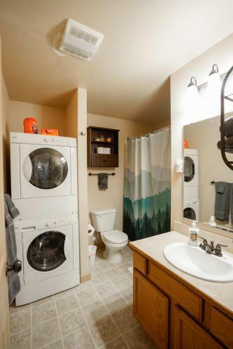 Apartment In Teton Ski Retreat