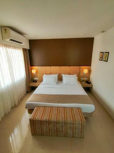 Hotel Ghar 365 Residency