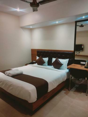 Hotel Aditya Inn