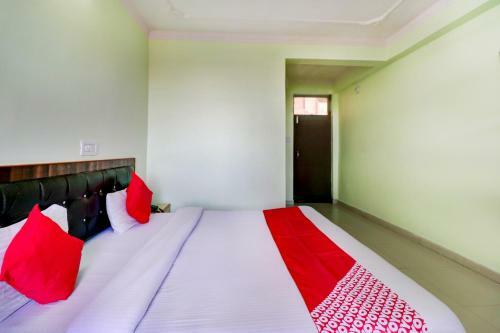 Hotel Shivaya & Restaurant