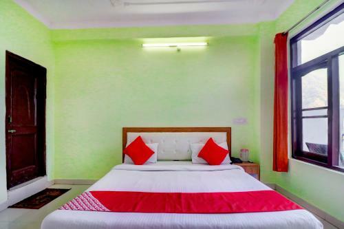 Hotel Shivaya & Restaurant