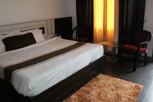 Hotel Parin Naddi Hills