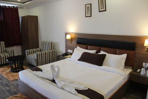 Hotel Parin Naddi Hills