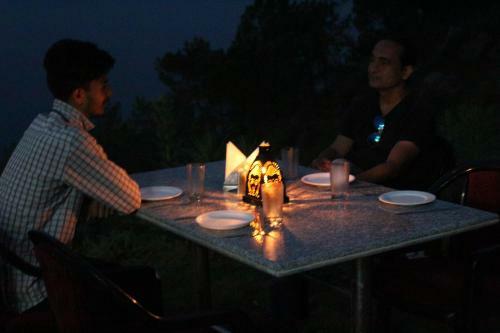 Hotel Parin Naddi Hills