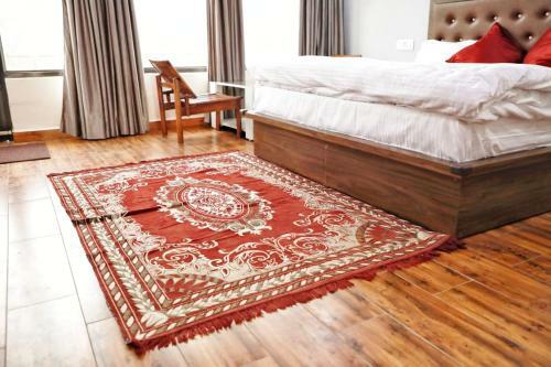 Hotel Dhauladhar View Village Resort