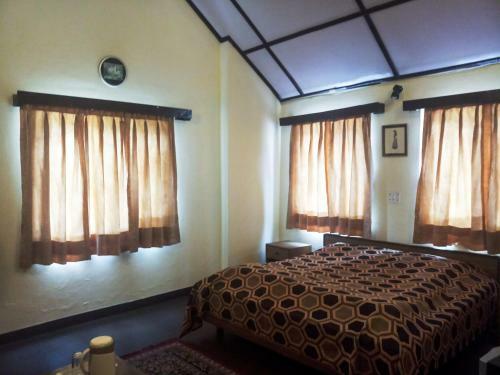 Hotel Nishaad Resorts