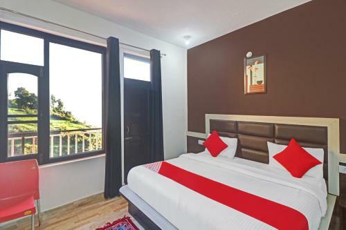 Hotel Oyo 80160 Om House