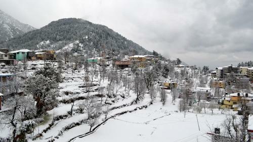 Hotel Snow Crest Inn Pvt Ltd