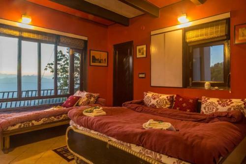 The Himalayan Aleph, Kanatal