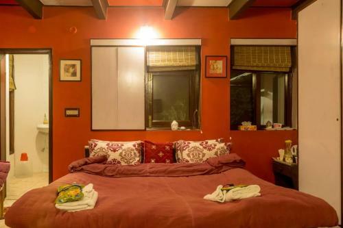 The Himalayan Aleph, Kanatal