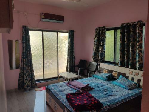 Gulmohar Cottages - Home Stay In Alibag