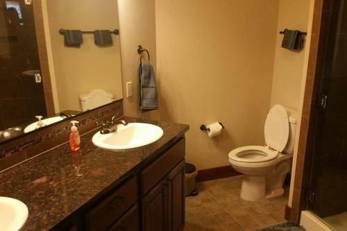 Hayden Lake Views - Sleeps 6