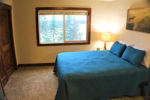 Hayden Lake Views - Sleeps 6