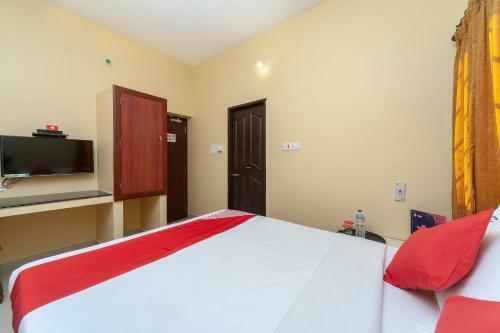 Hotel Oyo Flagship 22670 Castle Apartment